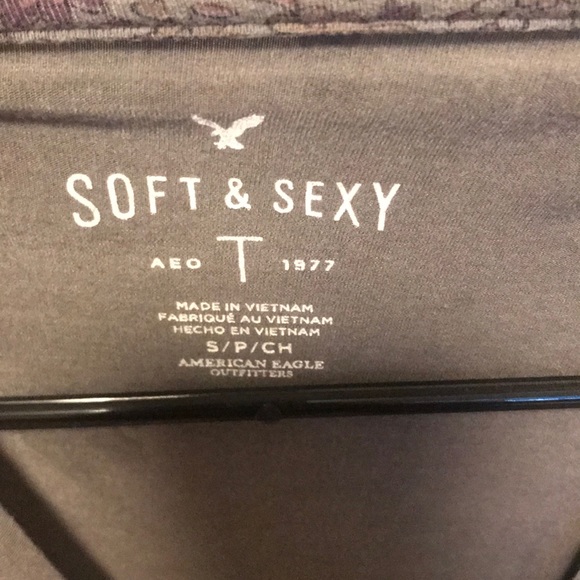 American Eagle Grey and Purple Floral Tank - Picture 3 of 3